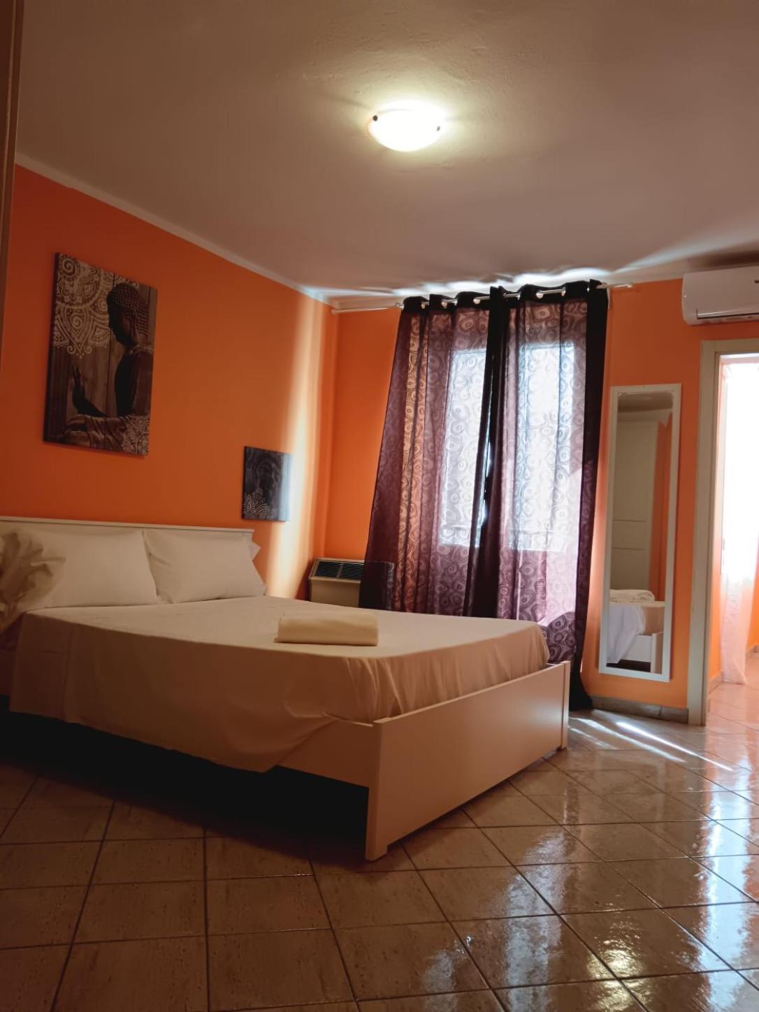 Appartamento Colonne 14 30 بارما المظهر الخارجي الصورة